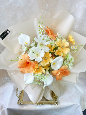 14 天預訂(人造花)鬱金香 馬蹄蘭 鈴蘭  生日花束 畢業花束