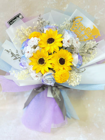 (番梘花)畢業花束系列—畢業快樂 太陽花 玫瑰花 乾燥花束
