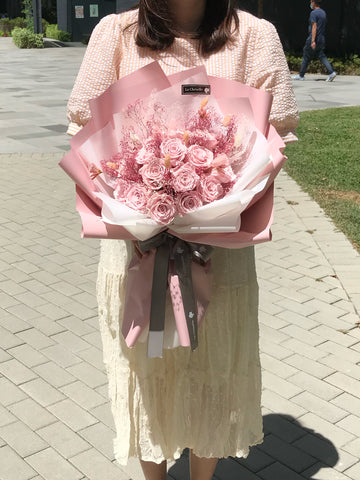  生日求婚 20 枝粉紅色保鮮玫瑰花束 永生花束
