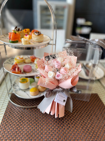 (套裝)迷你版天長地久9枝粉紅白保鮮玫瑰花永生花束  + 頸鏈 Le Petit Forever Love Preserved Pink Rose  Flower Bouquet