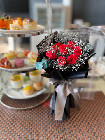 迷你版天長地久9枝紅色保鮮玫瑰花永生花束