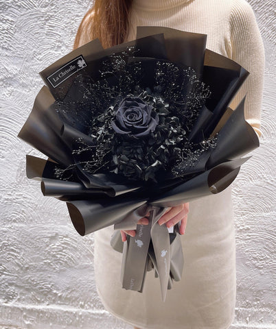 白色情人節系列-黑色保鮮玫瑰花束