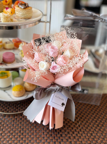 *迷你* 版天長地久9枝粉紅白保鮮玫瑰花永生花束  Le Petit Forever Love Preserved Pink Rose  Flower Bouquet