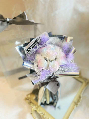 *迷你*版天長地久9枝人魚珍珠保鮮玫瑰花束永生花  Le Petit Forever Love Preserved Purple Rose  Flower Bouquet & Necklace