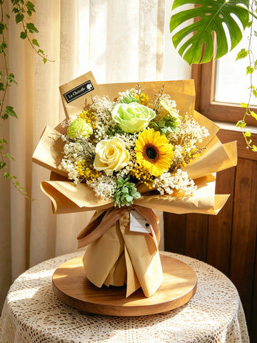 (保鮮花）清新 向日葵 + 玫瑰花 畢業花束 中學 小學 幼稚園 大學畢業