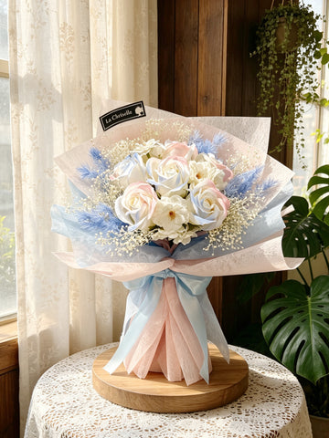(番梘花）樂天 6 枝 漸變粉紅藍畢業玫瑰花 生日花束 畢業花束系列 中學小學幼稚園大學