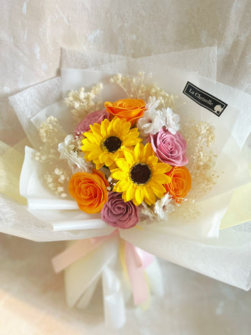 （番梘花）畢業啓航-畢業花束系列—太陽花 玫瑰花 乾燥花束