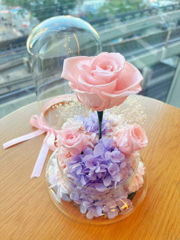 （情人節預訂）浪漫情人 粉紅色 玫瑰花園保鮮花禮 永生花 玻璃罩 花瓶 擺設  Best Seller La Romance in pink  Preserved Flowers