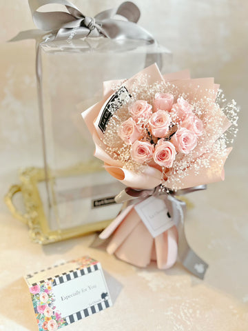 迷你版天長地久9枝粉紅色保鮮玫瑰花永生花束  + 頸鏈 Le Petit Forever Love Preserved  pink  Rose  Flower Bouquet