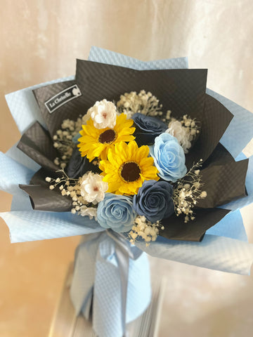 藍漾畢業頌-畢業花束系列—太陽花 玫瑰花 乾燥花束