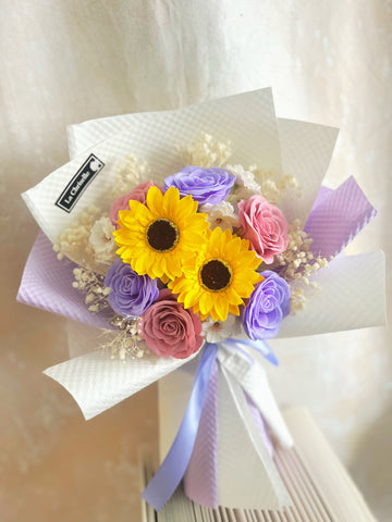 （番梘花）柔美-畢業花束系列—太陽花 玫瑰花 乾燥花束