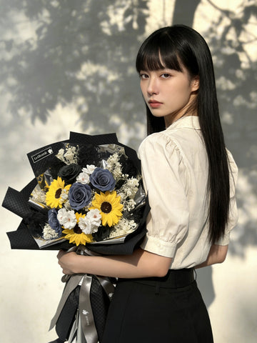 (番梘花有現貨）畢業花束系列— 黑灰 玫瑰花 太陽花 乾燥花束