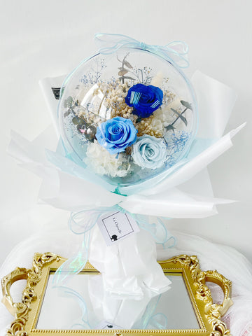 夢幻系-告白氣球花束 生日求婚花束保鮮花 永生花束 Love Balloon Preserved Roses Bouquet Bucket的，