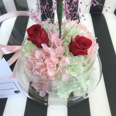 香港網上花店,紅色玫瑰花園保鮮花禮  Passionate Red Preserved Flowers Image alt text