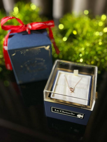 *旋轉*熱情紅色保鮮玫瑰花永生花盒+ 頸鏈   Rotataing Rose Box  Preserved  Red  Rose Flower