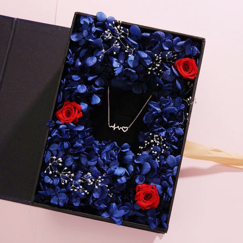 星空情書版動心頸鏈保鮮花禮盒 Melt Your Heart Necklace Starry Night Preserved Flower Box