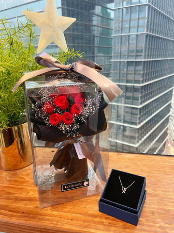 （套裝）迷你版天長地久9枝紅色保鮮玫瑰花永生花束  + 頸鏈 Le Petit Forever Love Preserved  Red  Rose  Flower Bouquet