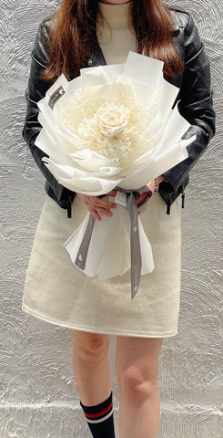 白玫瑰保鮮玫瑰永生花束 All White Preserved Rose Bouquet