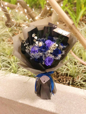 天長地久9 枝貴族藍紫保鮮玫瑰花束 