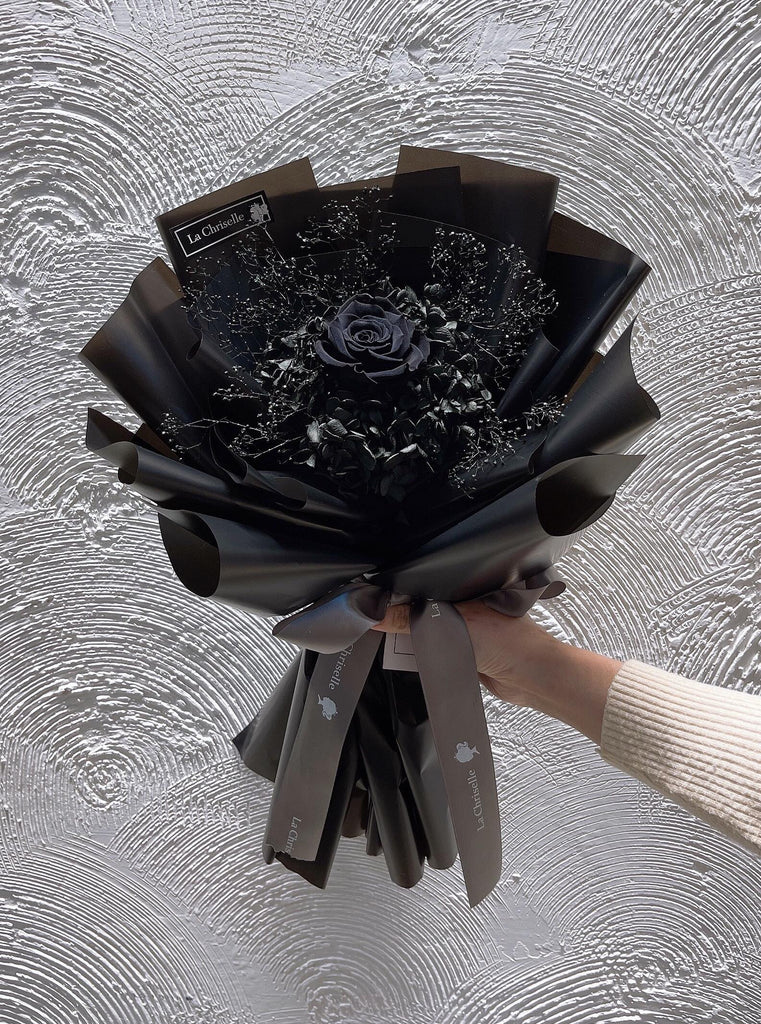 白色情人節系列-黑色保鮮玫瑰花束 